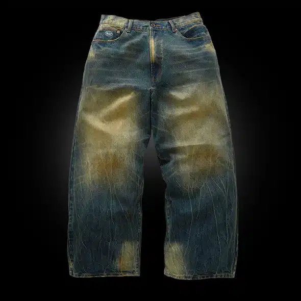 swampjeansbaggyfront_590x_1.webp Raspberry Hills SWAMP DENIM - Image 1
